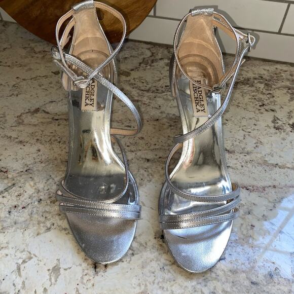 Badgley Mischka $389 Womens Size 7.5 Melaney II Silver Wedge Dress Sandals EUC - Picture 4 of 15